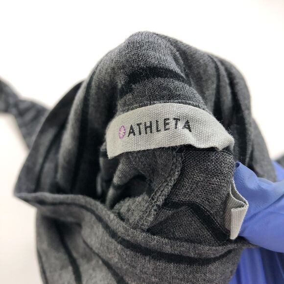 Athleta Large Seamless Turtleneck Pullover Thin Base Layer Sweater 158988 - Picture 12 of 13